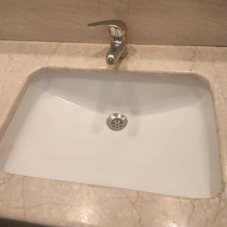 Spot On Sri Krish Hotel Веллуру Екстер'єр фото