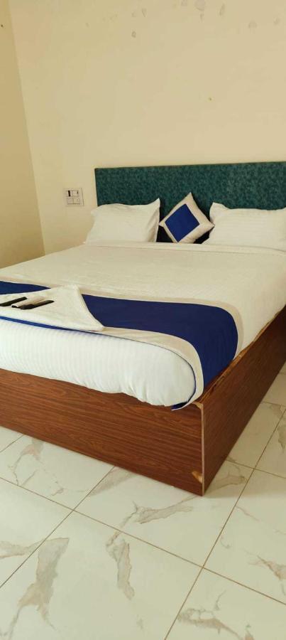 Spot On Sri Krish Hotel Веллуру Екстер'єр фото